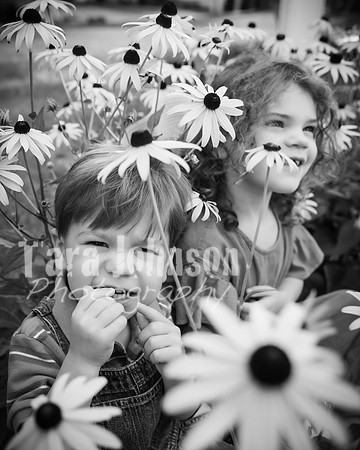 Sculthorpe & Patrello Families - BW - TJP (16 of 68)