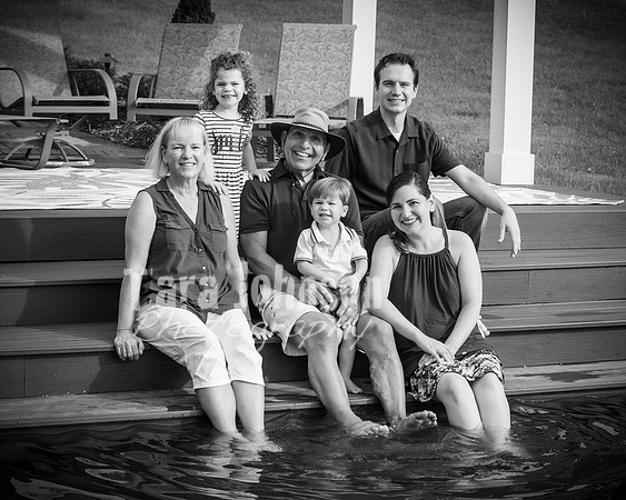 Sculthorpe & Patrello Families - BW - TJP (25 of 68)