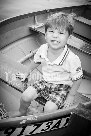 Sculthorpe & Patrello Families - BW - TJP (35 of 68)