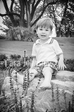 Sculthorpe & Patrello Families - BW - TJP (45 of 68)
