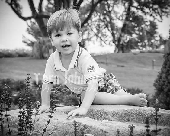 Sculthorpe & Patrello Families - BW - TJP (49 of 68)