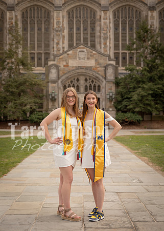 Emma & Friends Grad Photos W25 (49 of 96)