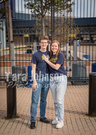 24 U of M Grad Photos - Audrey-89