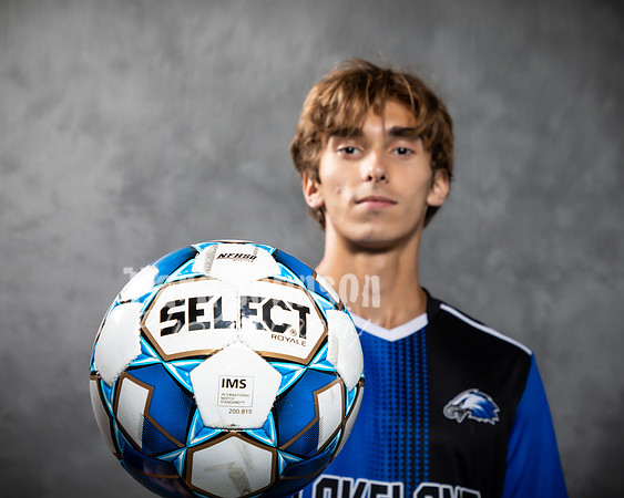 22 LHS Soccer Seniors (14 of 14)