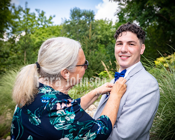 Brendan and Alexa - Bridal Party - TJP (23 of 33)