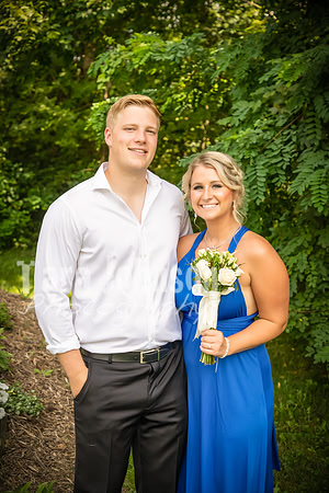 Brendan and Alexa - Family - TJP (9 of 32)