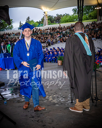 22 IA Grad - Angle #4 Celebration Walk - TJP (174 of 345)