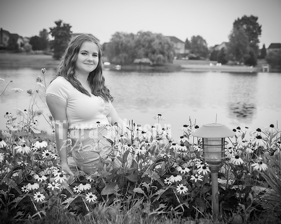 Amelia Beesley - BW - TJPAmelia Beesley - BW - TJP (8 of 85)