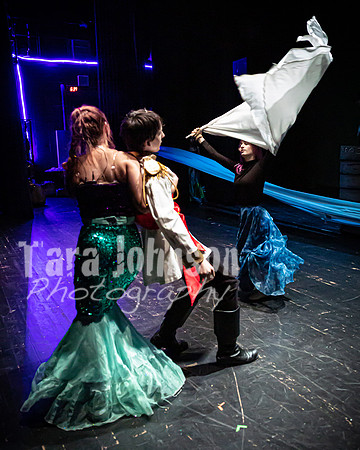 22 LHS Theatre - Mermaid R1 - Act 1 - TJP (190 of 363)