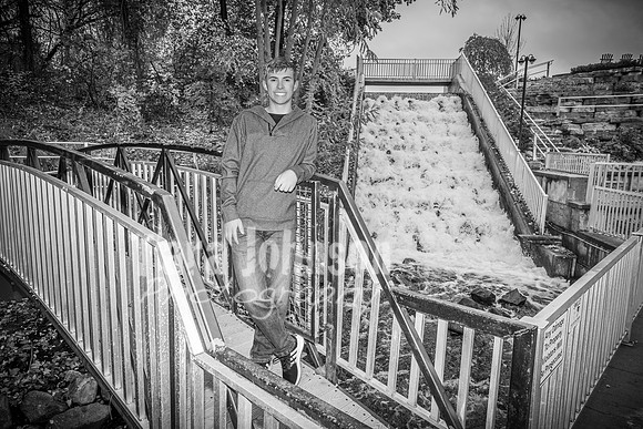 Zachary Makowiec - BW - TJP (7 of 60)