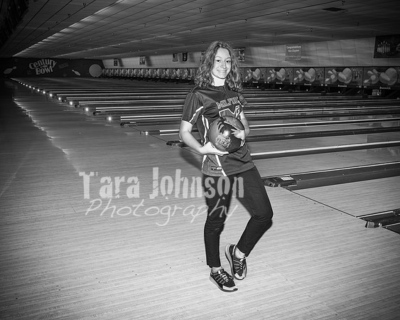 Mia Skavang - Bowling - BW - TJP (28 of 30)