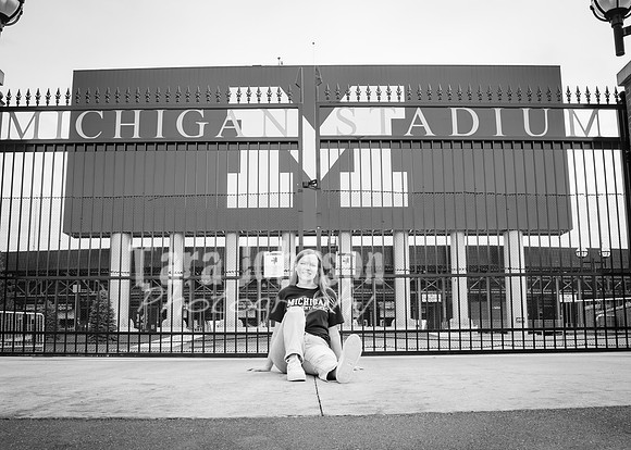 24 U of M Grad Photos - Audrey-10