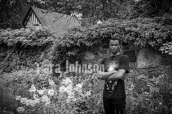 Gerrard McCoy @ Cranbrook Gardens - BW - TJP (84 of 127)