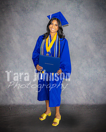 2025 IA Graduation - Gray Backdrop - TJP (25 of 359)