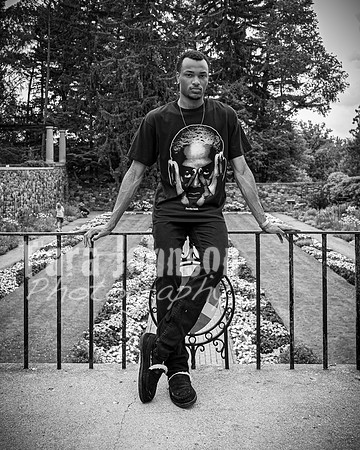 Gerrard McCoy @ Cranbrook Gardens - BW - TJP (77 of 127)