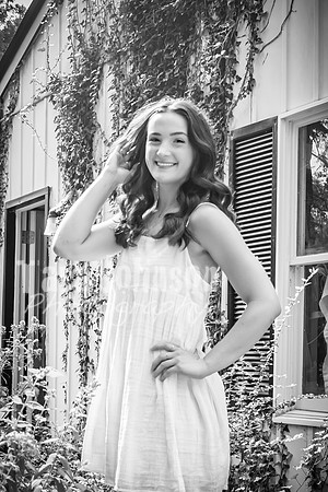 Stella Theaker - BW - TJP (4 of 105)