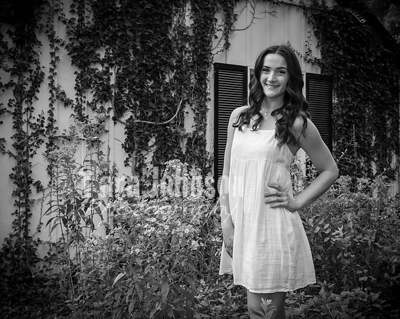 Stella Theaker - BW - TJP (14 of 105)