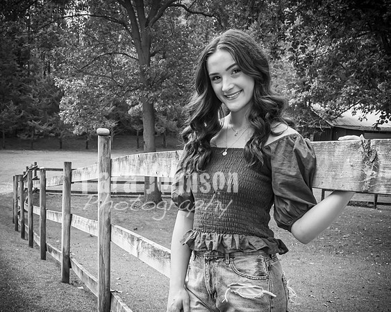 Stella Theaker - BW - TJP (21 of 105)