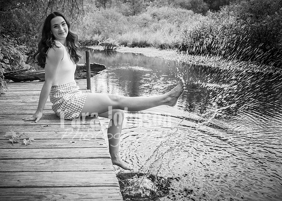 Stella Theaker - BW - TJP (59 of 105)