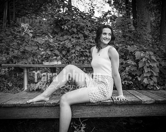 Stella Theaker - BW - TJP (69 of 105)