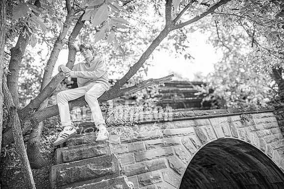TJ Romanuk @ Central Park in Milford - BW - TJP (56 of 65)