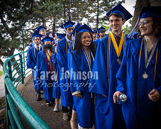 22 IA Grad - Angle #1 Entrance - TJP (150 of 332)