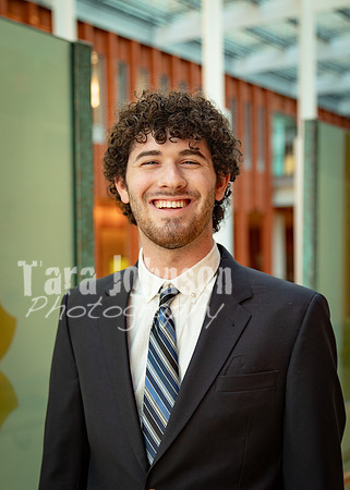 [THT] Headshots F23 - Matthew-2