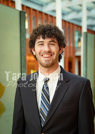 [THT] Headshots F23 - Matthew-1