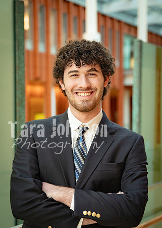 [THT] Headshots F23 - Matthew-12
