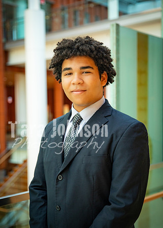 [THT] Headshots F23-66