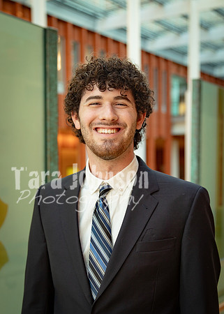 [THT] Headshots F23 - Matthew-5