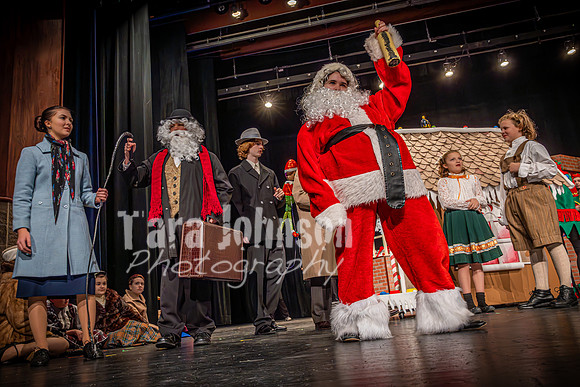23 LHS Theatre - 34th - R1 (3 of 774)