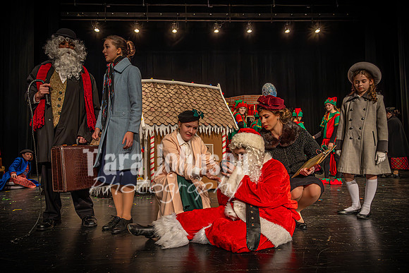 23 LHS Theatre - 34th - R1 (13 of 774)