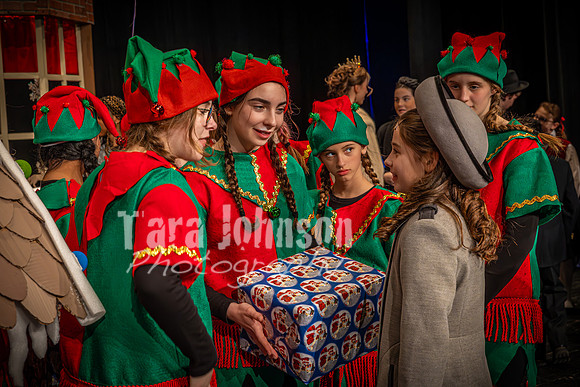 23 LHS Theatre - 34th - R1 (23 of 774)