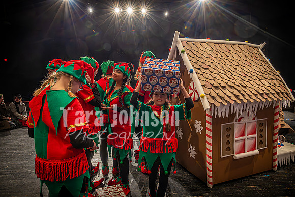 23 LHS Theatre - 34th - R1 (29 of 774)