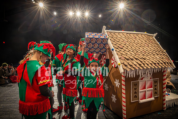 23 LHS Theatre - 34th - R1 (30 of 774)
