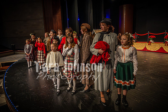 23 LHS Theatre - 34th - R1 (33 of 774)