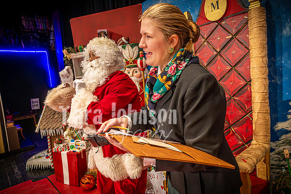 23 LHS Theatre - 34th - R1 (44 of 774)