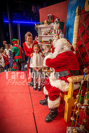 23 LHS Theatre - 34th - R1 (58 of 774)