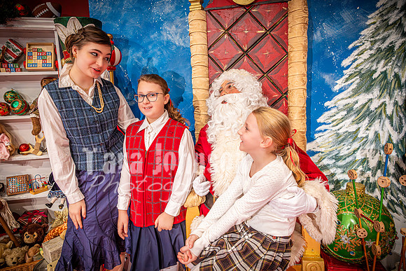 23 LHS Theatre - 34th - R1 (61 of 774)