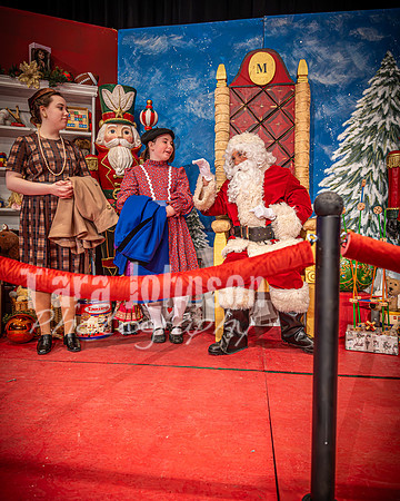 23 LHS Theatre - 34th - R1 (82 of 774)