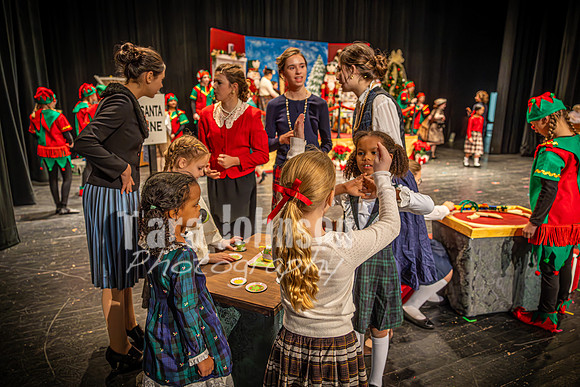 23 LHS Theatre - 34th - R1 (89 of 774)