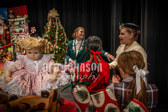 23 LHS Theatre - 34th - R1 (97 of 774)