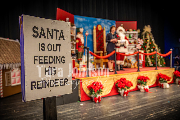 23 LHS Theatre - 34th - R1 (100 of 774)