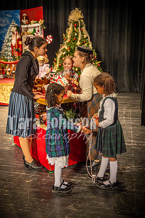 23 LHS Theatre - 34th - R1 (101 of 774)