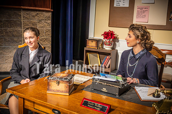 23 LHS Theatre - 34th - R1 (135 of 774)