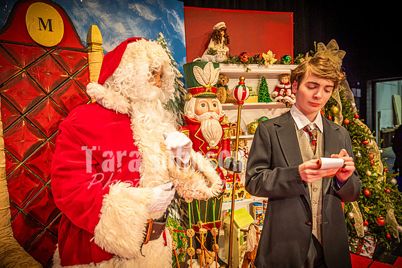 23 LHS Theatre - 34th - R1 (145 of 774)