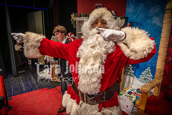 23 LHS Theatre - 34th - R1 (152 of 774)