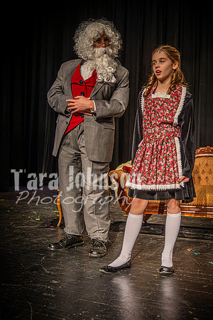 23 LHS Theatre - 34th - R1 (175 of 774)