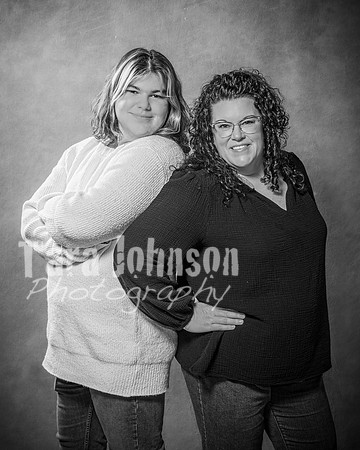 Gritzinger Family - BW - TJP (12 of 12)